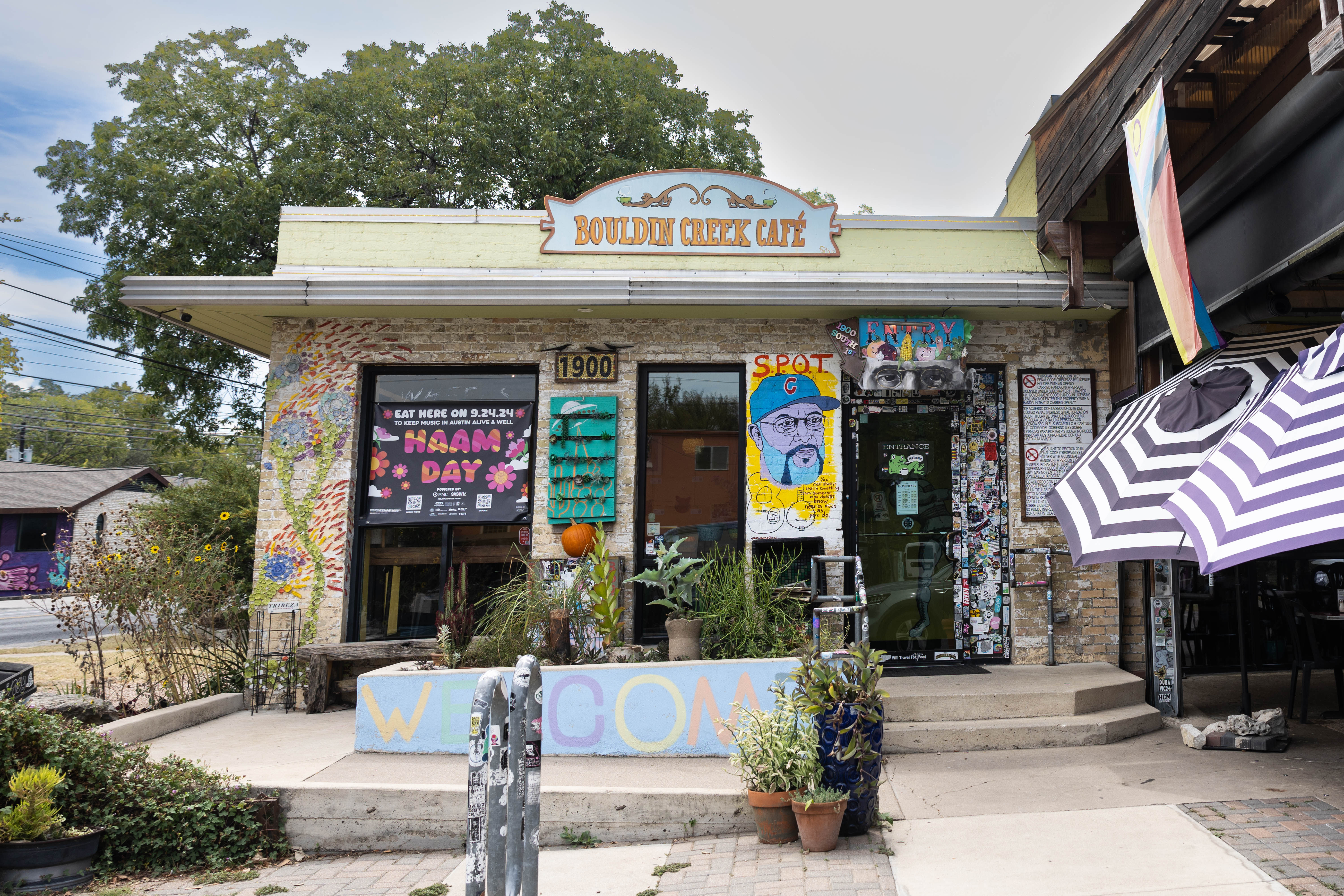 2026 Vegan Travel guide: Top 10 Plant-Based Restaurant Hotspots for Your Summer Journey