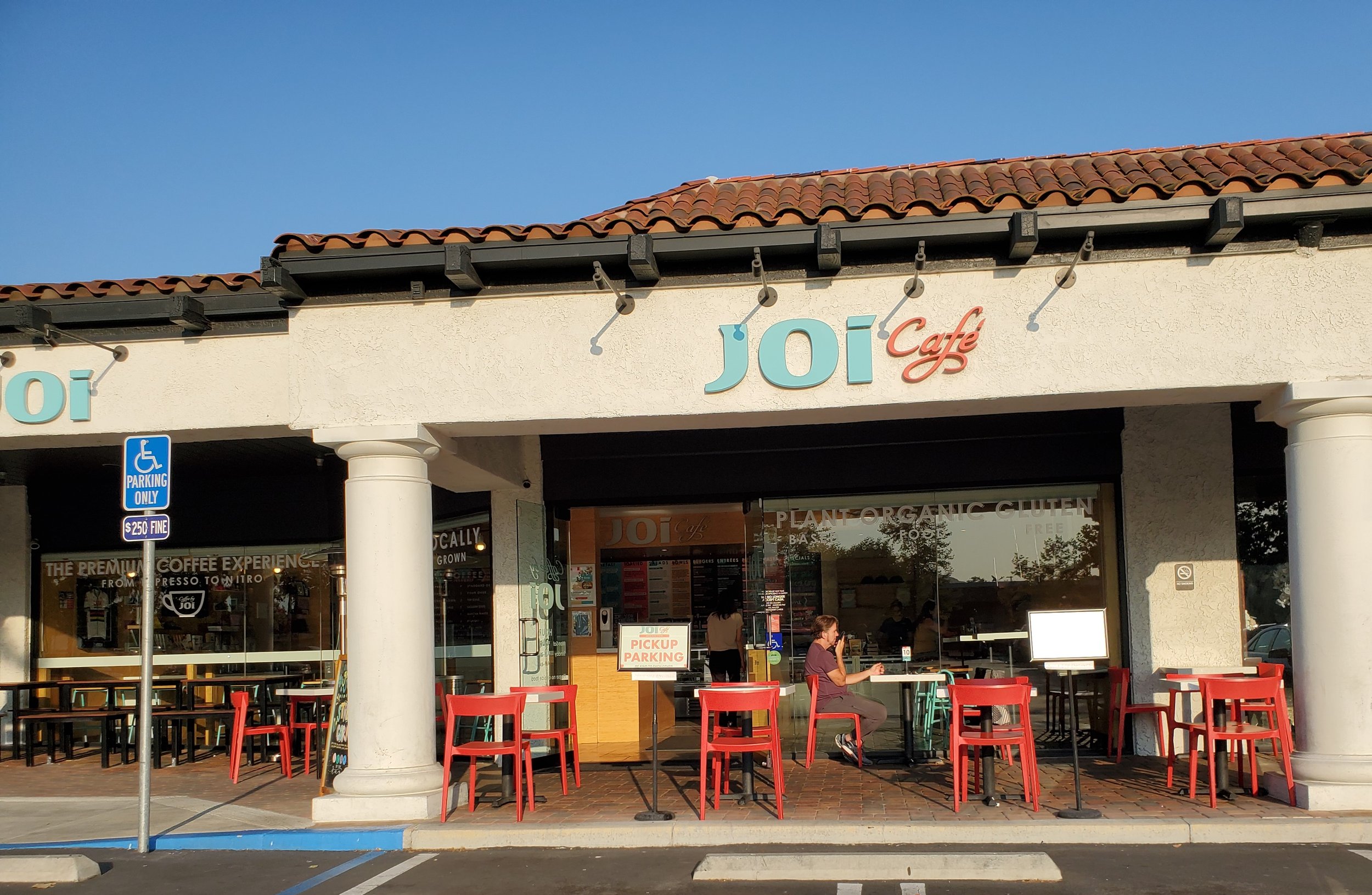 Vegan restaurant guides street
