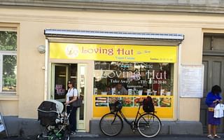 What are some well-known vegan eateries in Norway?